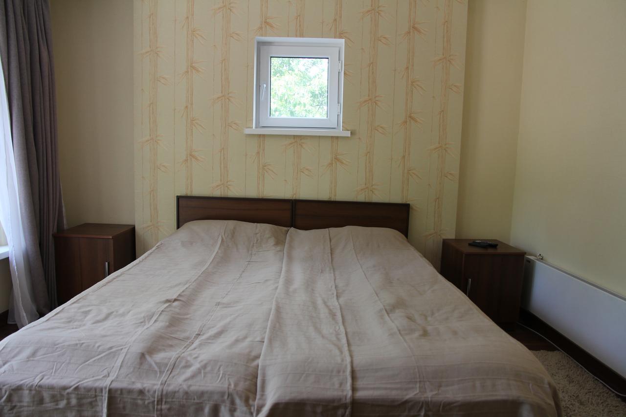 Guest House Leto Dolinka Exterior photo