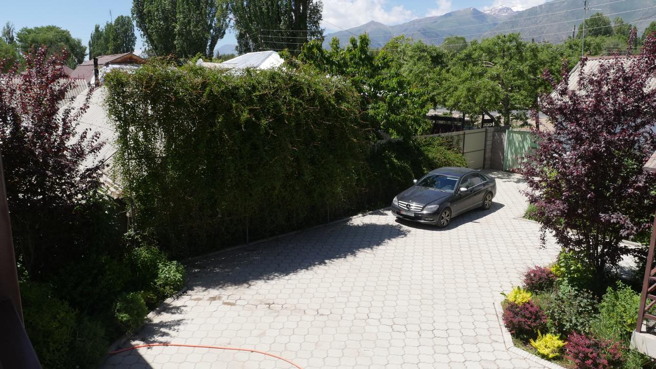 Guest House Leto Dolinka Exterior photo